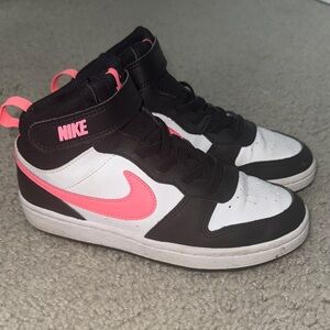 Nike Black and Pink Kids' Sneakers Size 1 youth